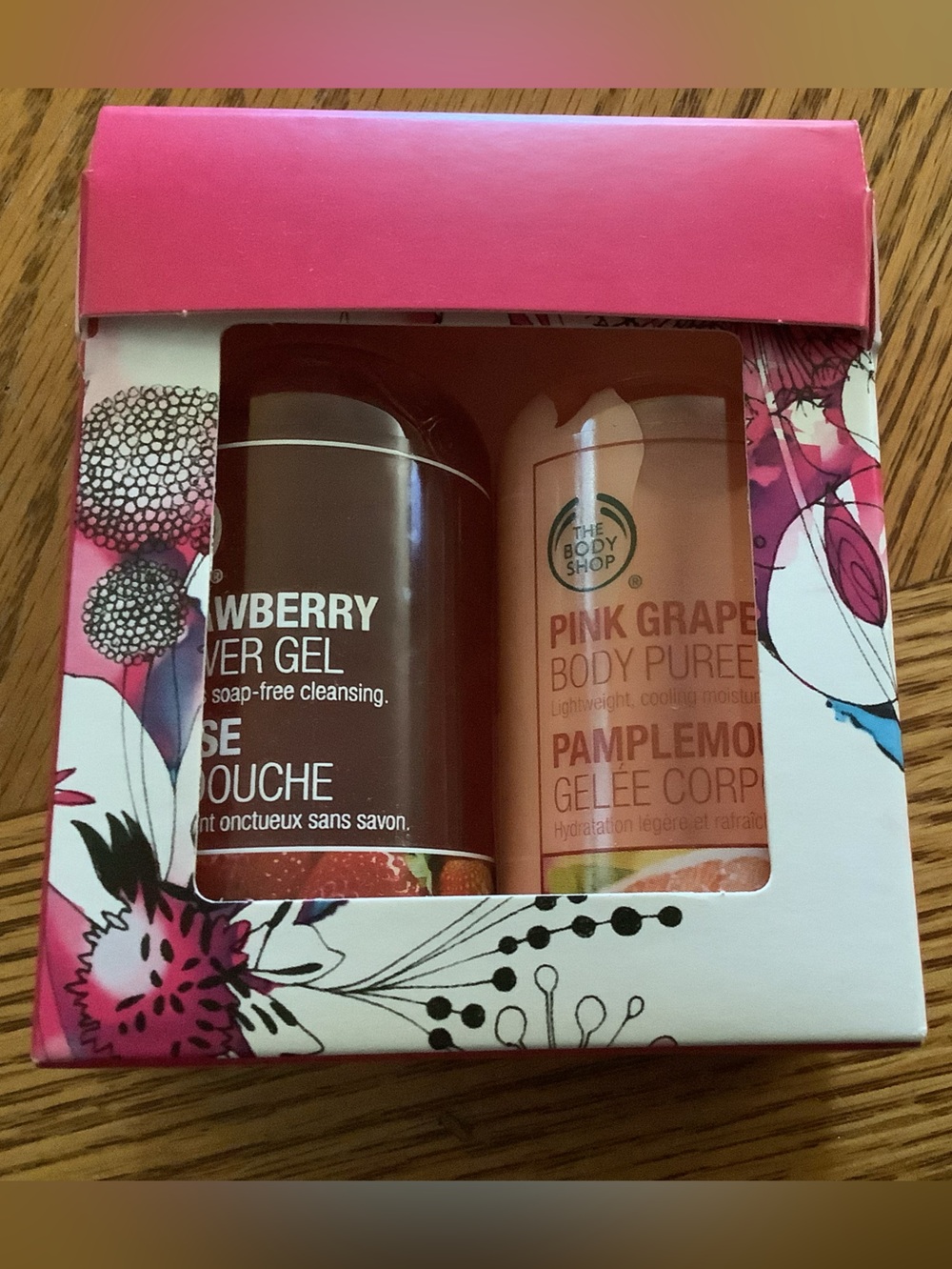 The Body Shop Pink & Coral Fruity Shower & Body Set